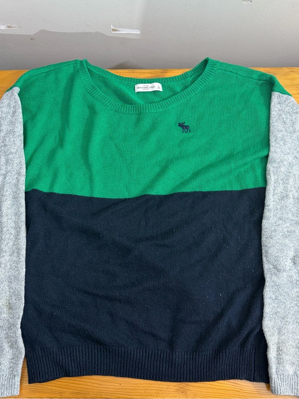 Abercrombie & Fitch Green Navy Gray Colorblock Crewneck